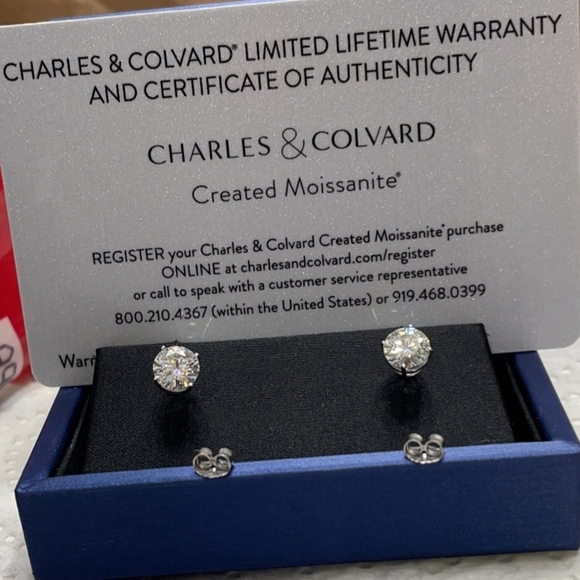 CERTIFIED 14k White Gold 2.ct Diamond Stud Earrings Moissanite Charles Colvard - Picture 6 of 6